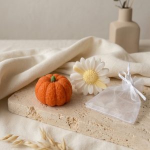Handmade Aroma Wax Sachet (Pumpkin/Flower)